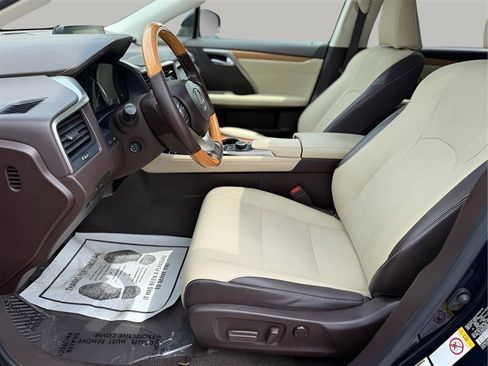 Used 2018 Lexus RX 350L FWD w/ Premium Package image 17