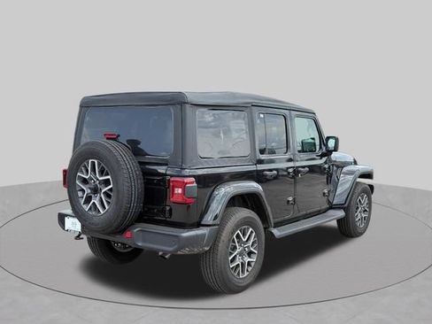 New 2025 Jeep Wrangler Unlimited Sahara AWD/4WD image 3