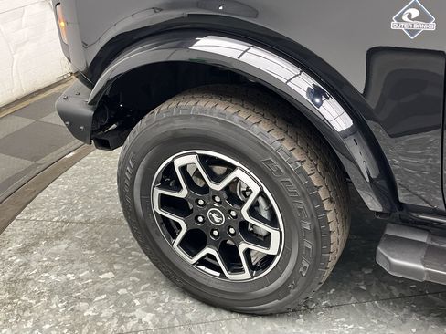 Certified 2024 Ford Bronco Outer Banks image 33