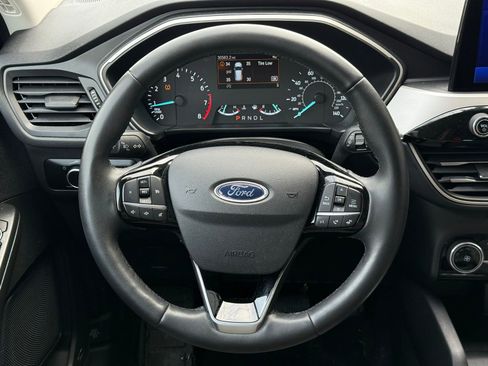 Used 2022 Ford Escape SE w/ Cold Weather Package image 26