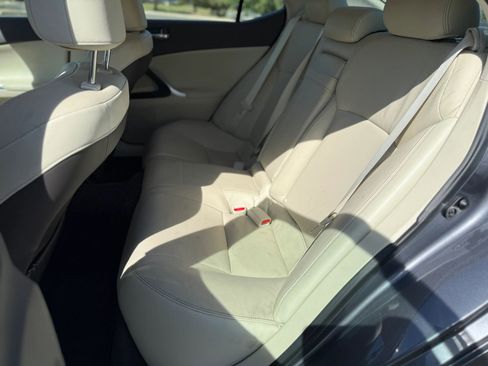 Used 2012 Lexus IS 250 w/ Premium Pkg Value Edition image 18