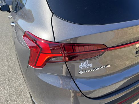 Used 2023 Hyundai Santa Fe Limited image 11