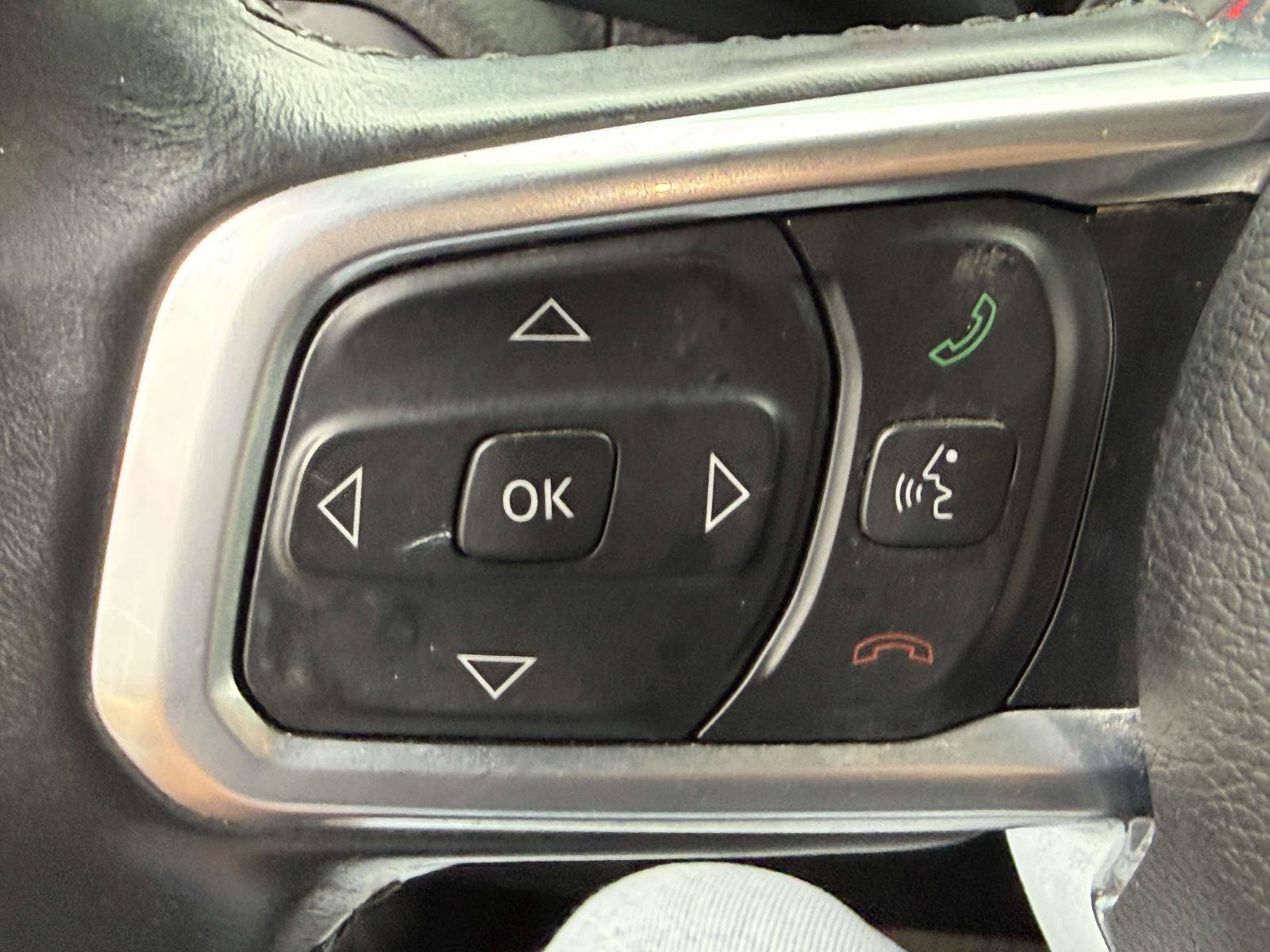 Used 2021 Jeep Wrangler Unlimited Sahara AWD/4WD image 12
