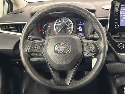 Used 2020 Toyota Corolla LE FWD image 23