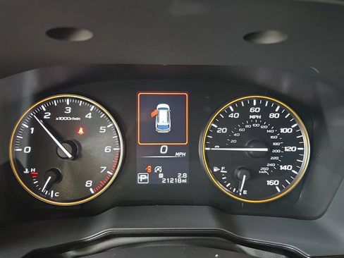 Used 2025 Subaru Outback Wilderness AWD/4WD image 35