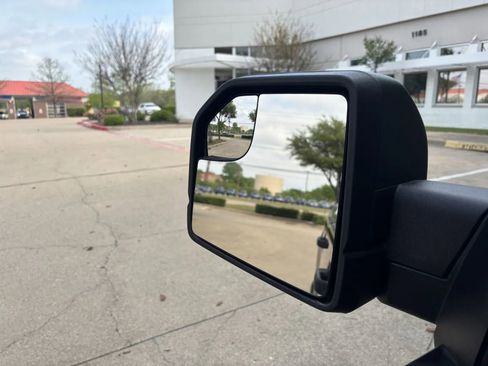 Used 2016 Ford F150 XLT AWD/4WD image 29