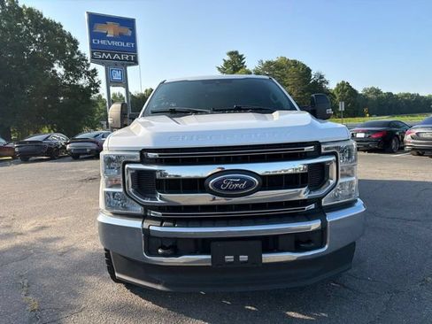 Used 2020 Ford F250 XLT w/ FX4 Off-Road Package AWD/4WD image 2