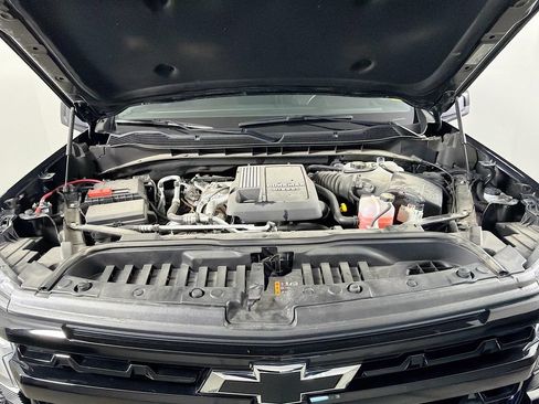 Used 2025 Chevrolet Silverado 1500 LT Trail Boss w/ Convenience Package II AWD/4WD image 27