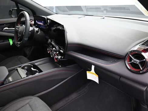 New 2025 Chevrolet Blazer EV RS w/ Super Cruise Package image 39