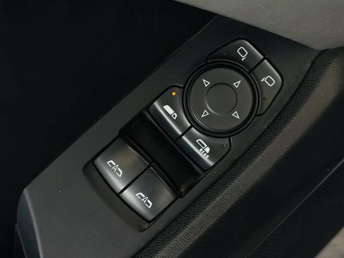 Used 2017 Chevrolet Camaro SS RWD image 34