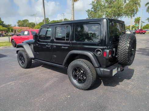 Used 2024 Jeep Wrangler Unlimited Sport AWD/4WD image 8