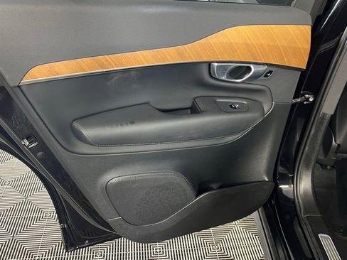 Used 2024 Volvo XC90 B5 Plus image 26