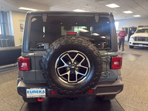 Used 2026 Jeep Wrangler Rubicon image 17