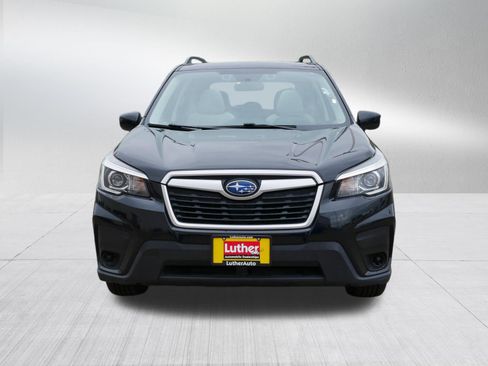 Used 2019 Subaru Forester Premium AWD/4WD image 2