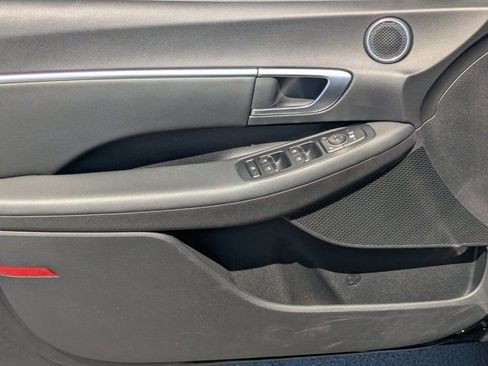 Used 2021 Hyundai Sonata SEL w/ Convenience Package FWD image 10