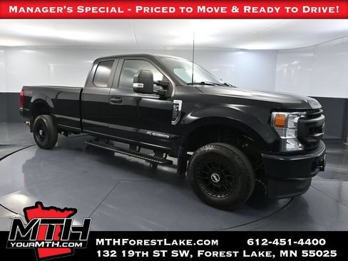 Used 2022 Ford F350 XL w/ Power Equipment Group AWD/4WD image 1