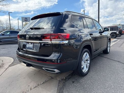 Used 2023 Volkswagen Atlas SE w/ Panoramic Sunroof Package image 6