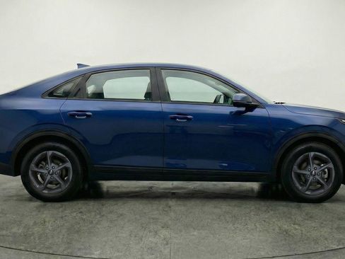 Used 2025 Kia K4 LXS image 11