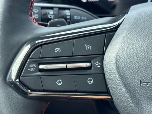 New 2026 Chevrolet Traverse RS w/ LPO, Floor Liner Package AWD/4WD image 13