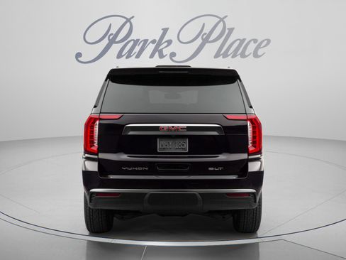Used 2022 GMC Yukon SLT w/ SLT Premium Package AWD/4WD image 3