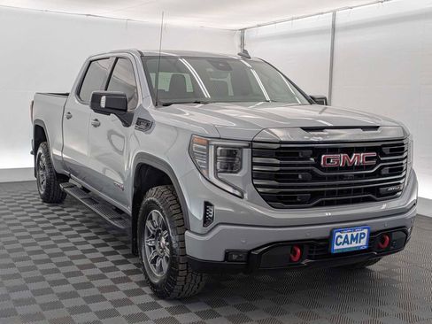 Used 2024 GMC Sierra 1500 AT4 w/ Technology Package image 8