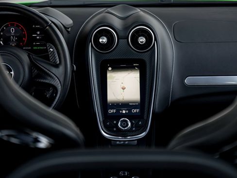 Used 2023 McLaren GT image 17