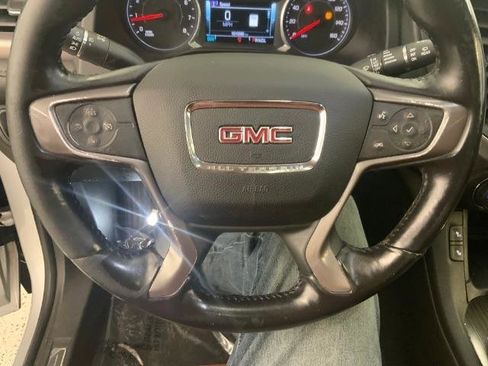 Used 2017 GMC Acadia SLT AWD/4WD image 23