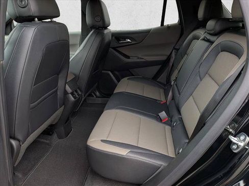 New 2026 Chevrolet Equinox LT w/ Convenience Package II FWD image 16