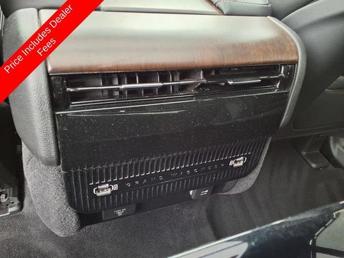 Used 2024 Jeep Grand Wagoneer L 4WD image 18