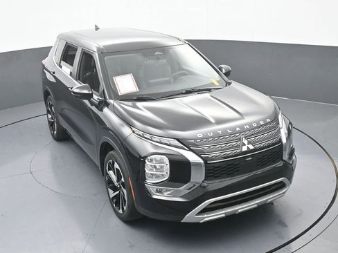 Used 2022 Mitsubishi Outlander SE image 61