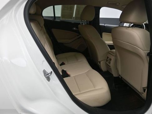 Used 2019 Mercedes-Benz GLA 250 GLA 250 image 24