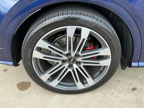 Used 2018 Audi SQ5 Premium Plus w/ S Sport Package image 23