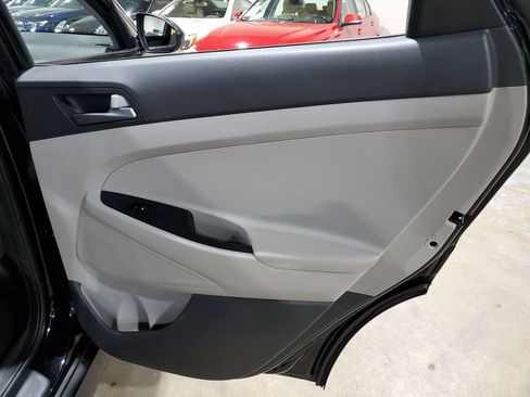 Used 2016 Hyundai Tucson SE w/ Option Group 02 FWD image 21