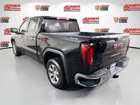Used 2025 GMC Sierra 1500 SLT image 2