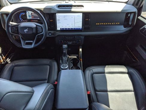 Used 2022 Ford Bronco Badlands AWD/4WD image 14