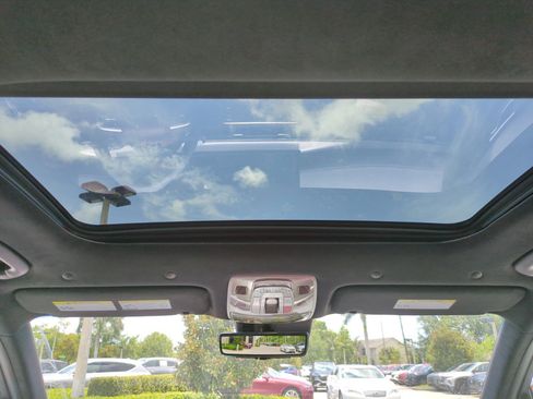 New 2025 Genesis GV80 3.5T Prestige image 18