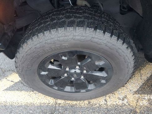 Used 2023 Ford Ranger Lariat w/ Equipment Group 501A High image 12