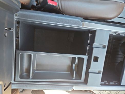 Used 2016 Nissan Titan Platinum Reserve AWD/4WD image 25