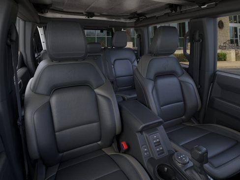 New 2025 Ford Bronco Outer Banks image 10