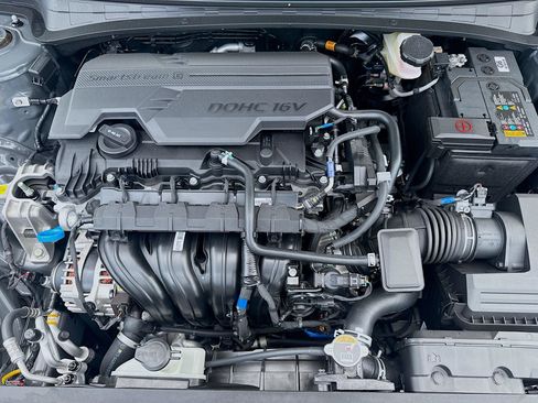 New 2026 Hyundai Elantra Sport FWD image 22