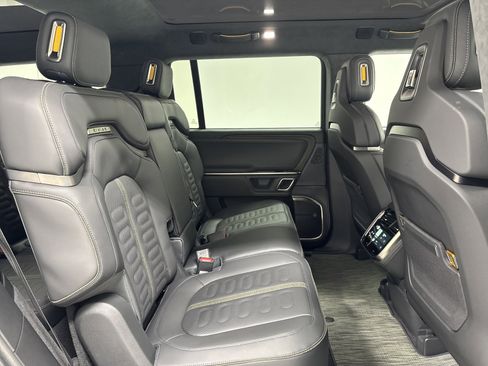 Used 2023 Rivian R1S Adventure image 23