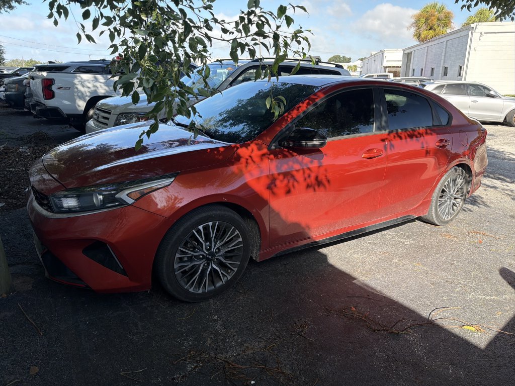 Used 2023 Kia Forte GT-Line w/ GT-Line Premium Package FWD image 2