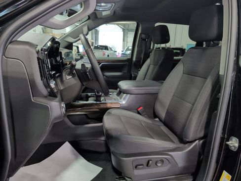 Used 2025 GMC Sierra 1500 Elevation image 7