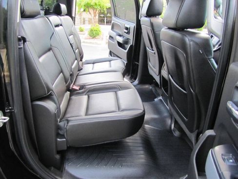 Used 2015 Chevrolet Silverado 2500 LTZ w/ Duramax Plus Package AWD/4WD image 20