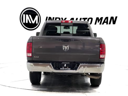 Used 2020 RAM 1500 Classic SLT w/ Luxury Group RWD image 5