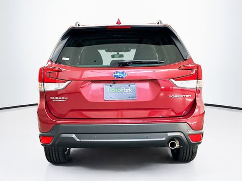 Used 2023 Subaru Forester Limited image 7