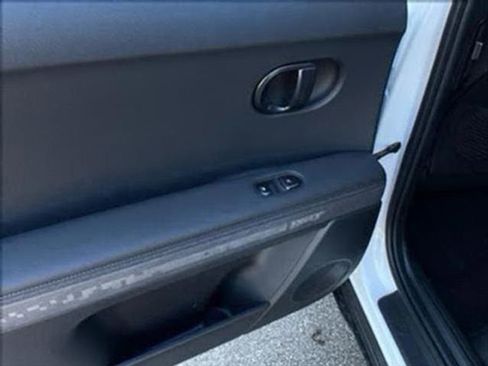 New 2025 Hyundai Ioniq 5 XRT image 17