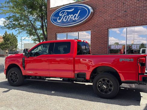New 2026 Ford F350 Lariat w/ Black Appearance Package AWD/4WD image 2