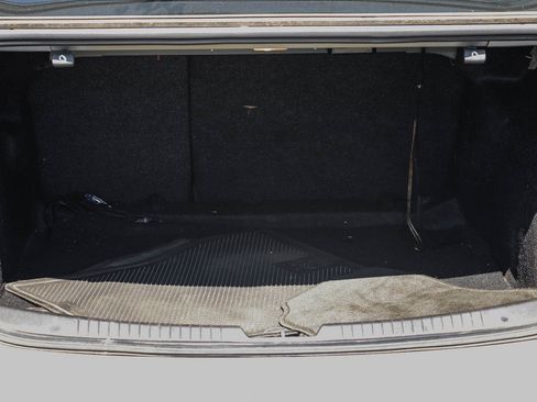 Used 2018 Chevrolet Malibu LT FWD image 26
