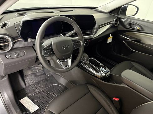 New 2026 Chevrolet Trax ACTIV w/ Driver Confidence Package image 21